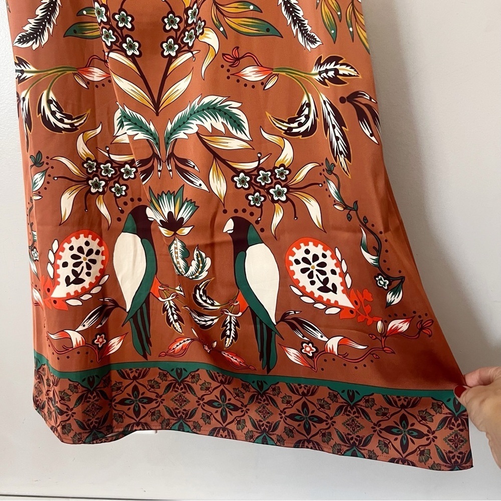 House of Harlow Satin Bird Halter Midi Dress Medium Resortwear Cruise Tropical - Picture 6 of 11